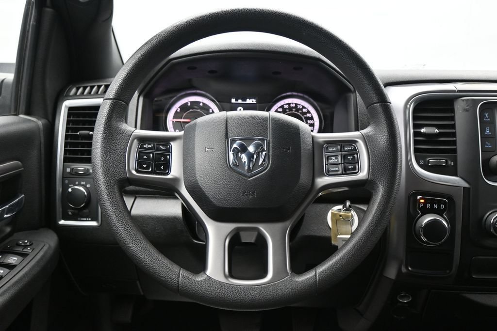 Used 2024 RAM 1500 Warlock RWD image 14
