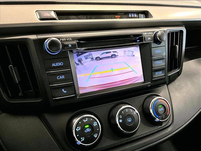 Used 2018 Toyota RAV4 LE image 23