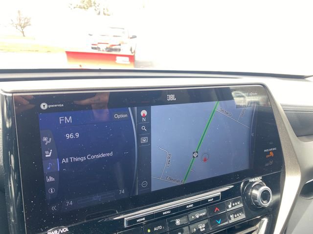 Used 2022 Toyota Highlander Limited image 21