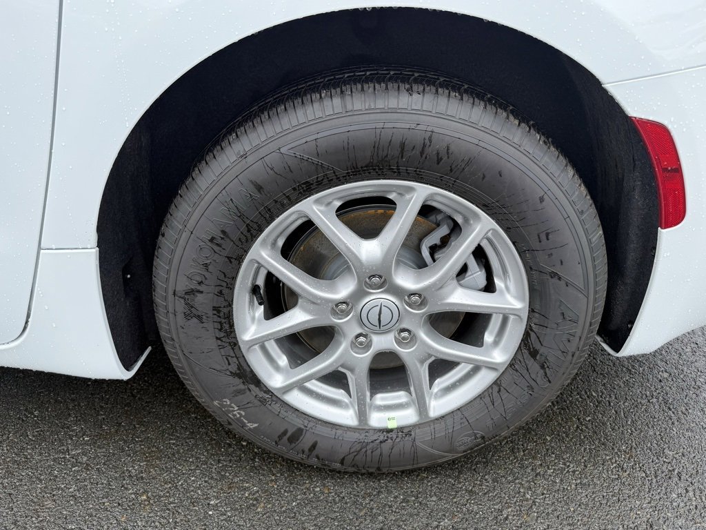 New 2026 Chrysler Pacifica Select image 12