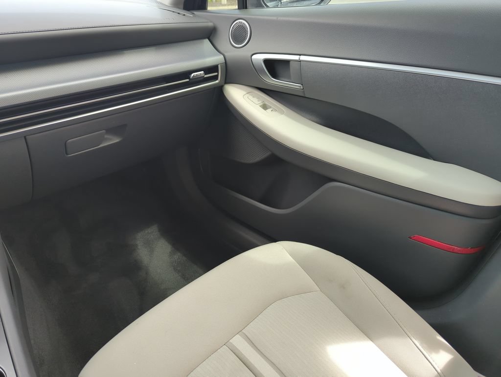 Used 2025 Hyundai Sonata SE FWD image 26