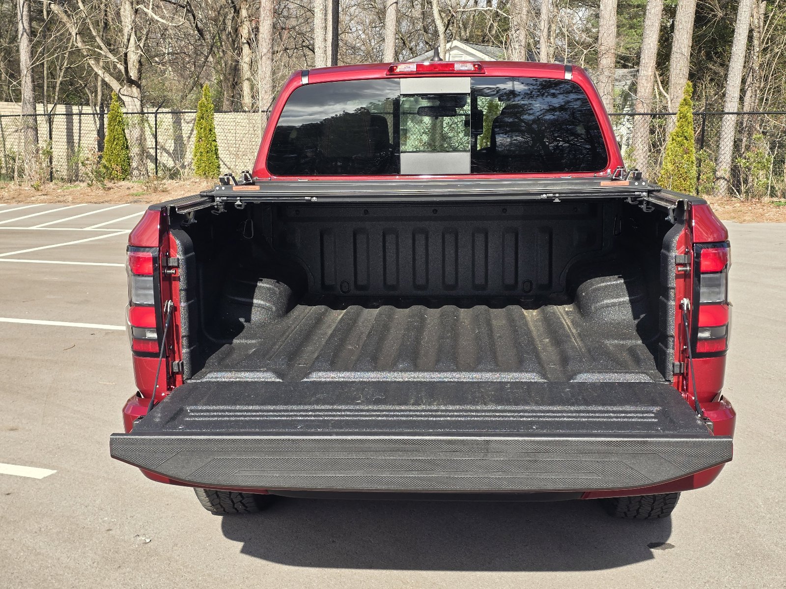 Used 2024 Nissan Frontier PRO-4X w/ Technology Package image 11