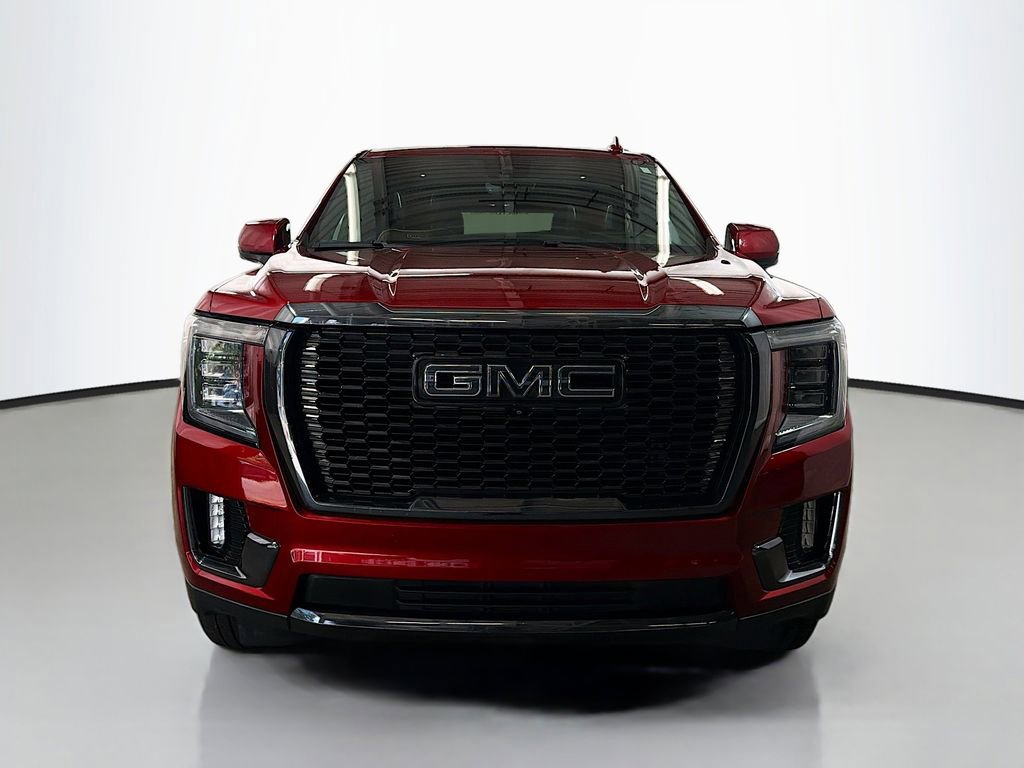 Used 2023 GMC Yukon Denali Ultimate AWD/4WD image 2