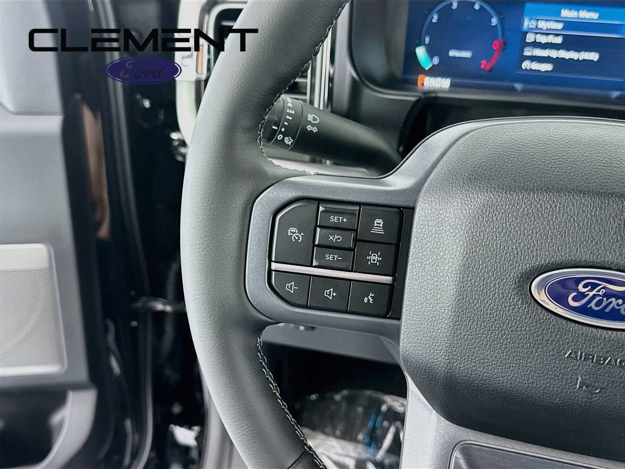 New 2026 Ford F250 Lariat w/ Black Appearance Package AWD/4WD image 15