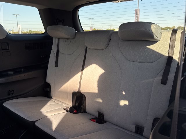Used 2021 Hyundai Palisade SEL FWD image 16