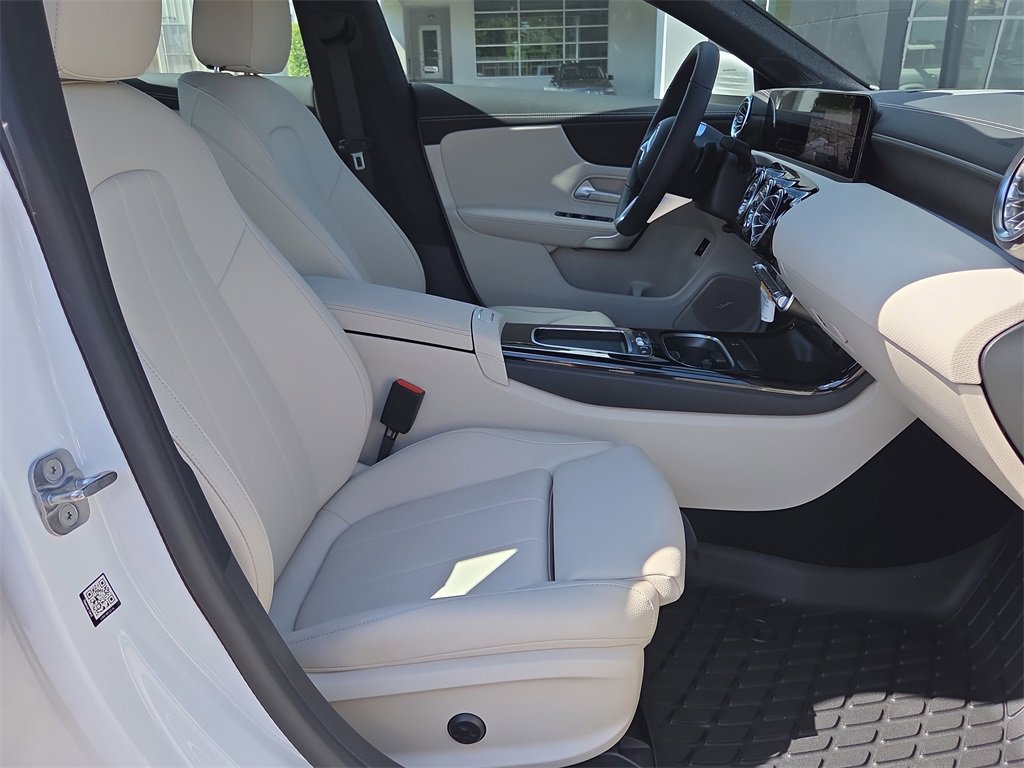 New 2026 Mercedes-Benz CLA 250 4MATIC image 16