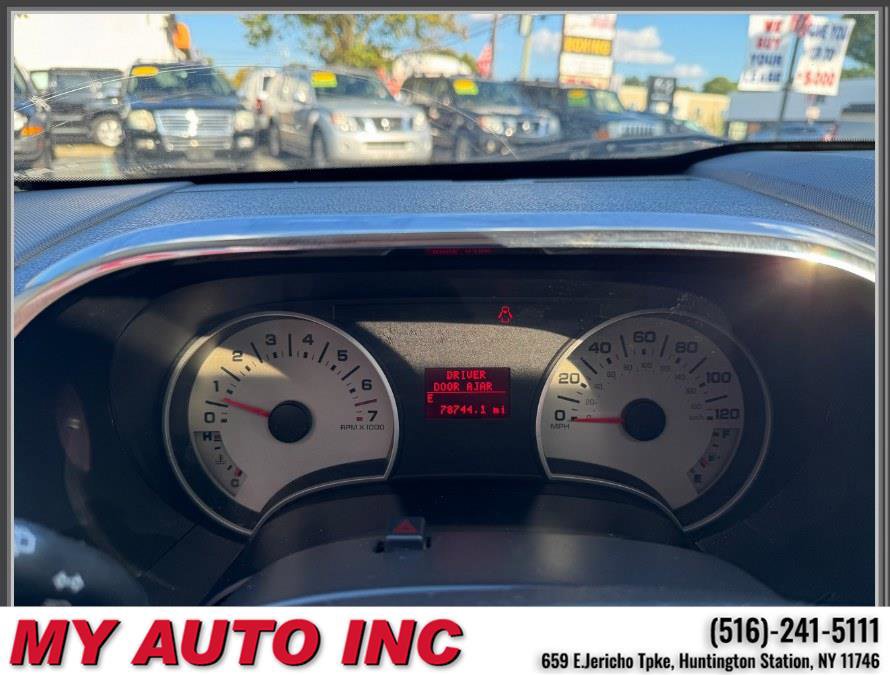 Used 2010 Ford Explorer Limited image 19