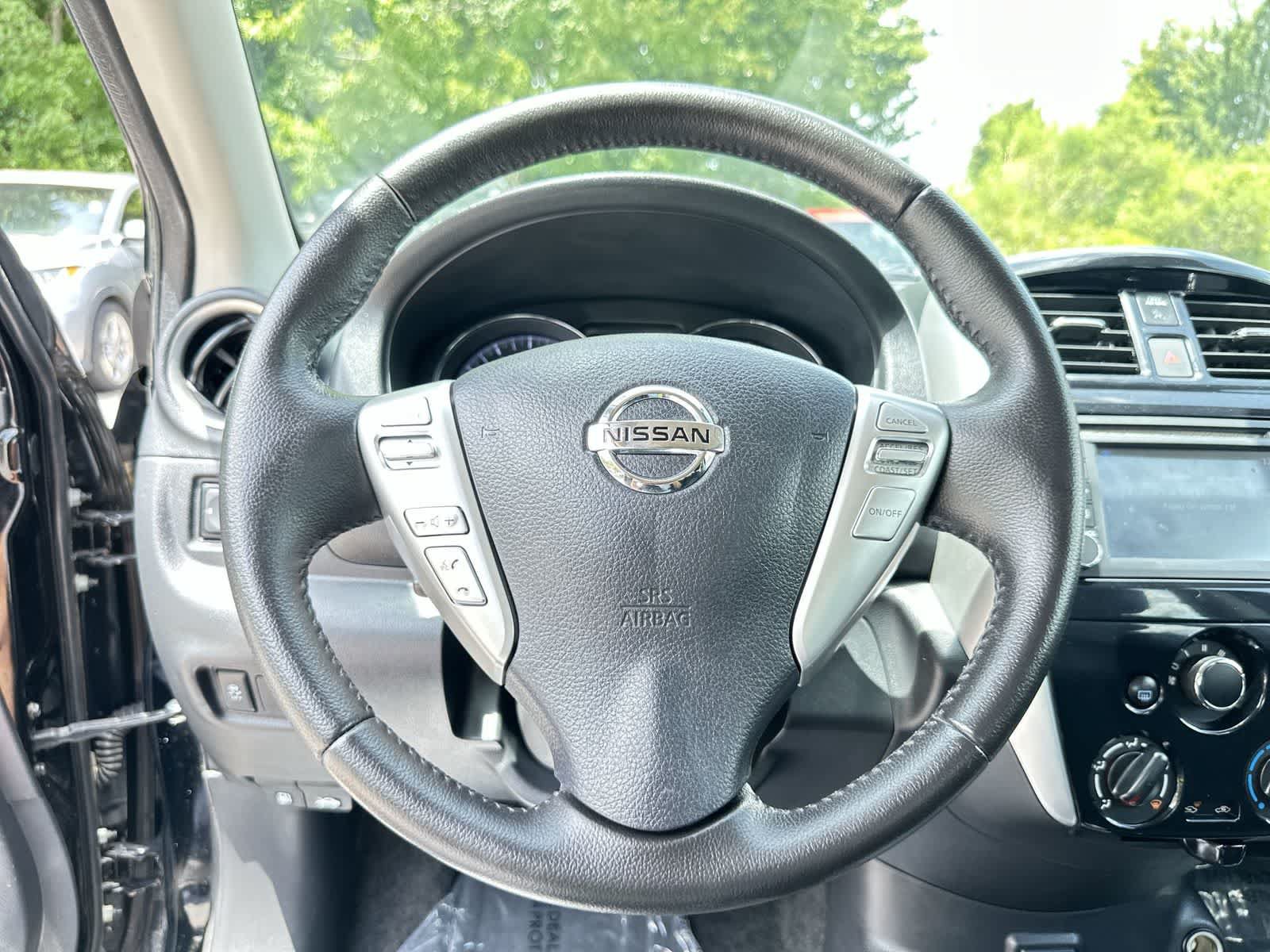 Used 2017 Nissan Versa FWD image 19