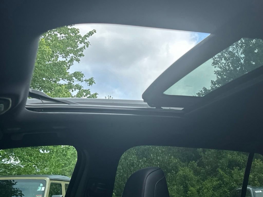 New 2026 Jeep Cherokee Limited AWD/4WD image 26