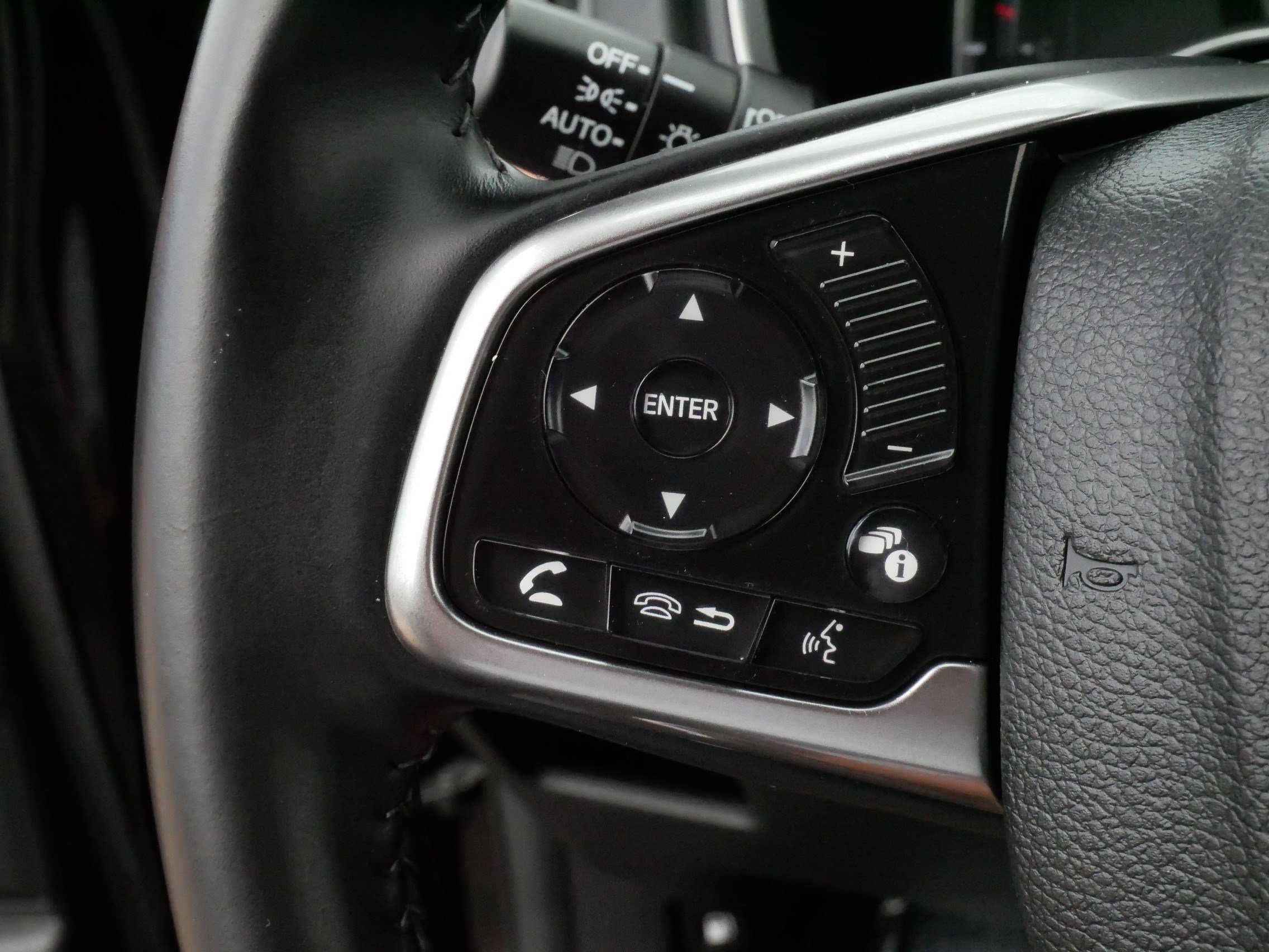 Certified 2018 Honda CR-V Touring image 26