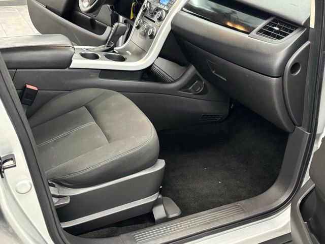 Used 2014 Ford Edge SE w/ Equipment Group 101A image 24