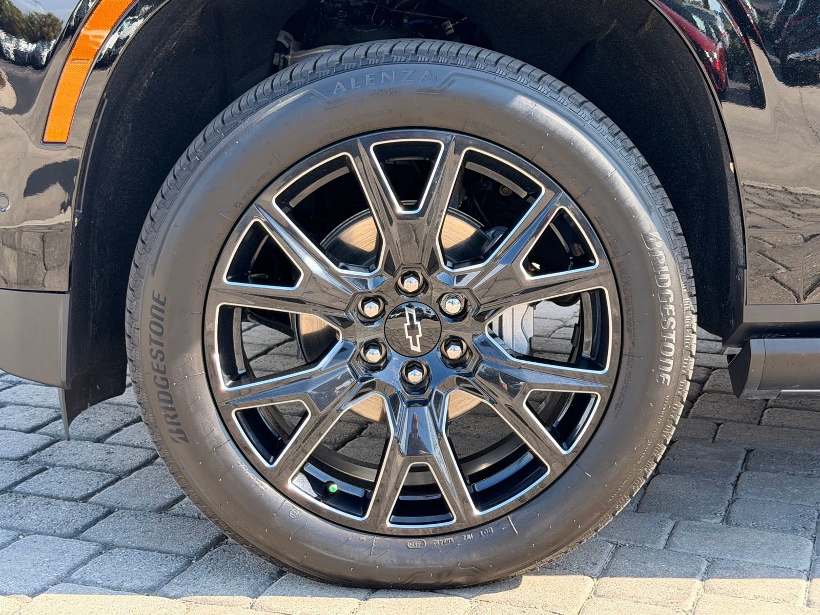 Used 2026 Chevrolet Tahoe High Country AWD/4WD image 13