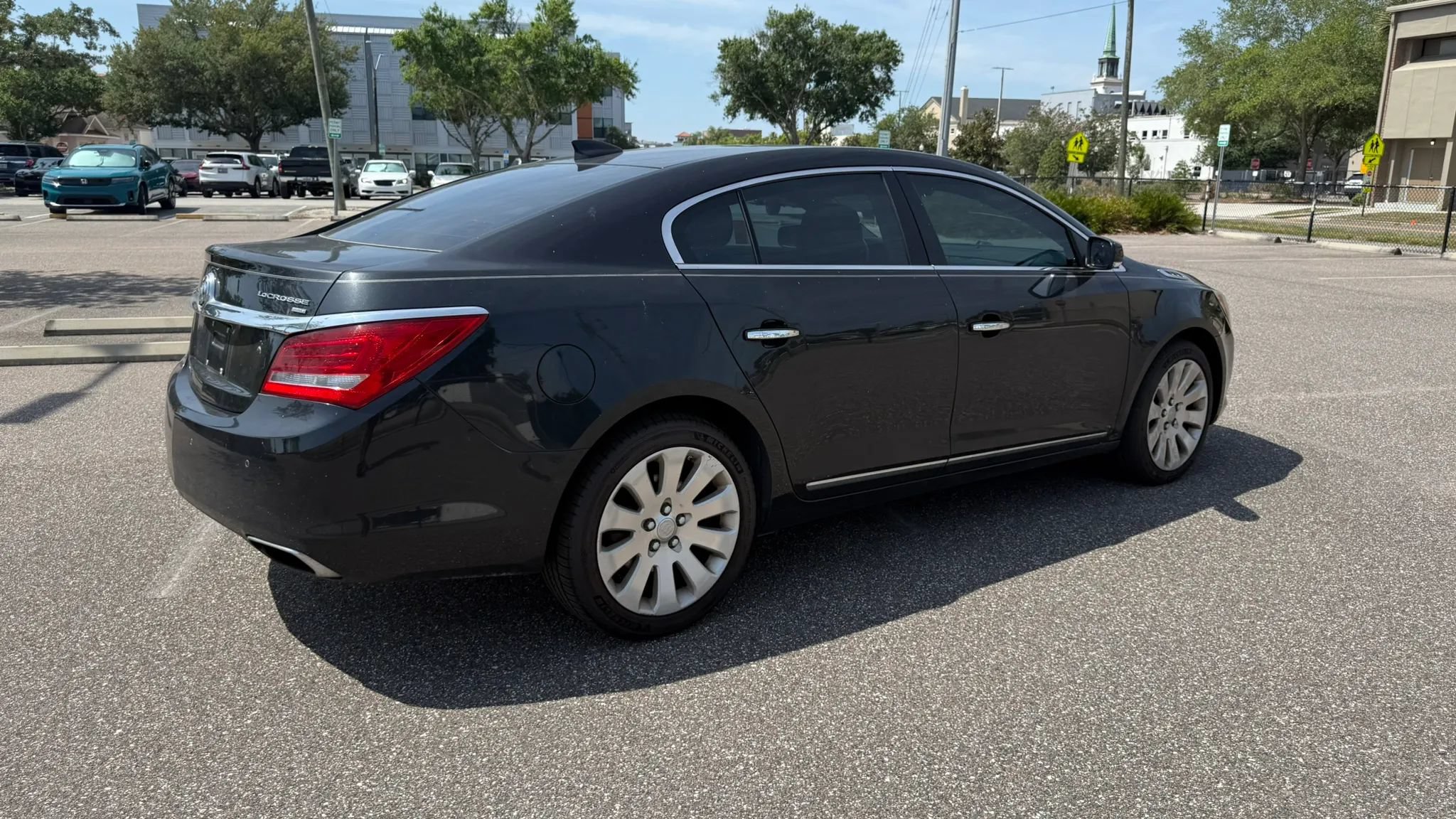 Used 2015 Buick LaCrosse Leather AWD/4WD image 6