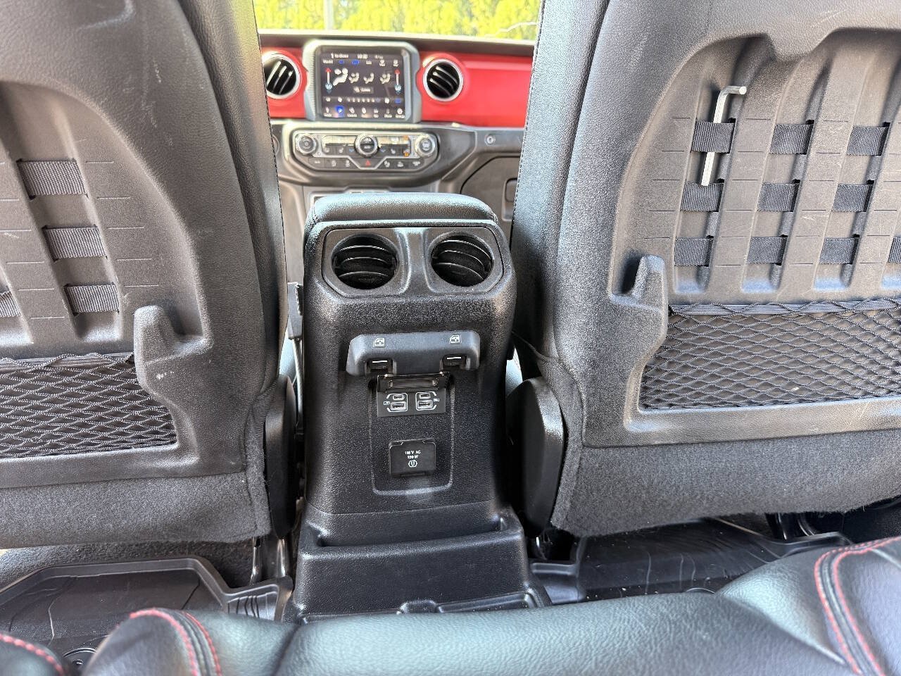 Used 2021 Jeep Wrangler Unlimited Rubicon AWD/4WD image 17