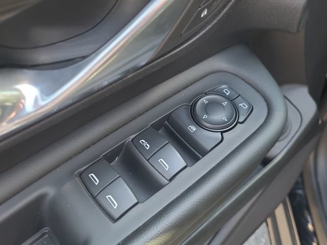 Used 2024 GMC Terrain SLT AWD/4WD image 23