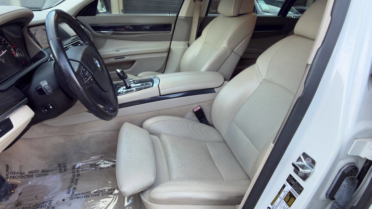 Used 2009 BMW 750Li image 20