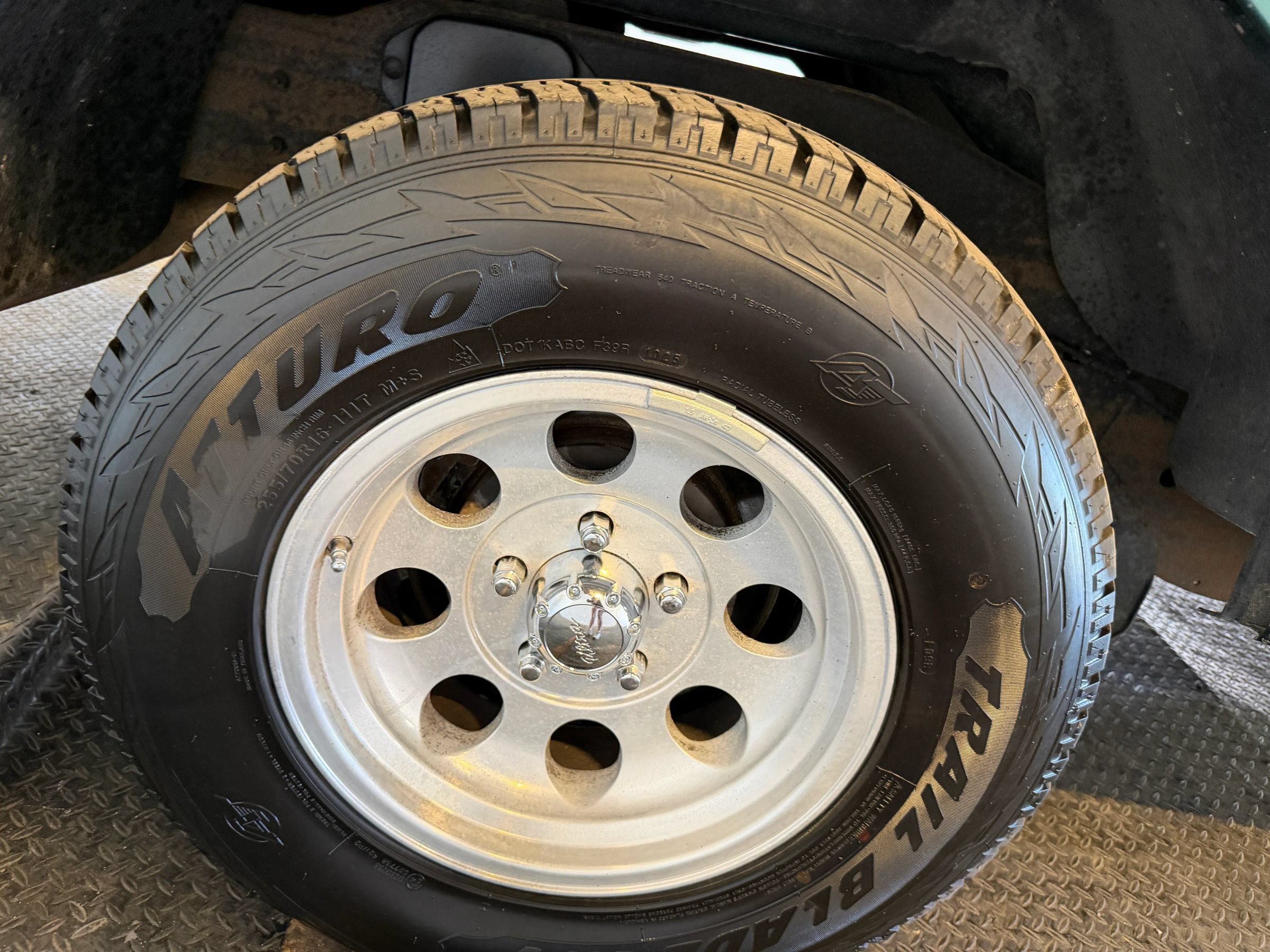 Used 2000 Ford Expedition XLT AWD/4WD image 35