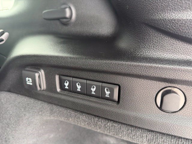 Used 2023 Jeep Grand Cherokee L Summit AWD/4WD image 39