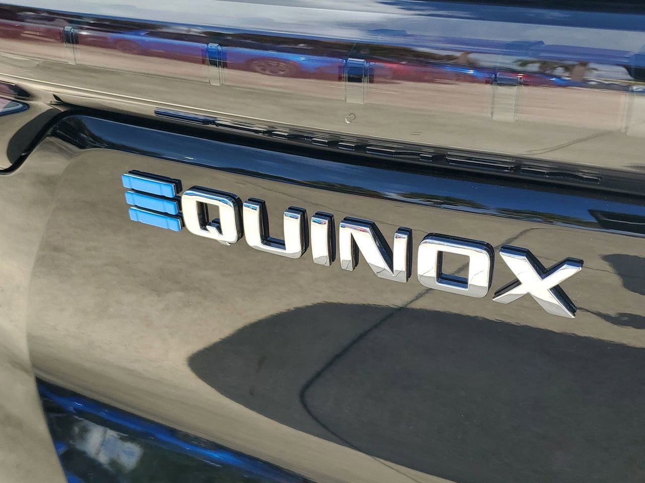 New 2025 Chevrolet Equinox EV LT FWD image 6