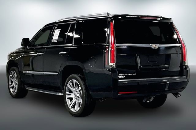 Used 2016 Cadillac Escalade Luxury AWD/4WD image 6