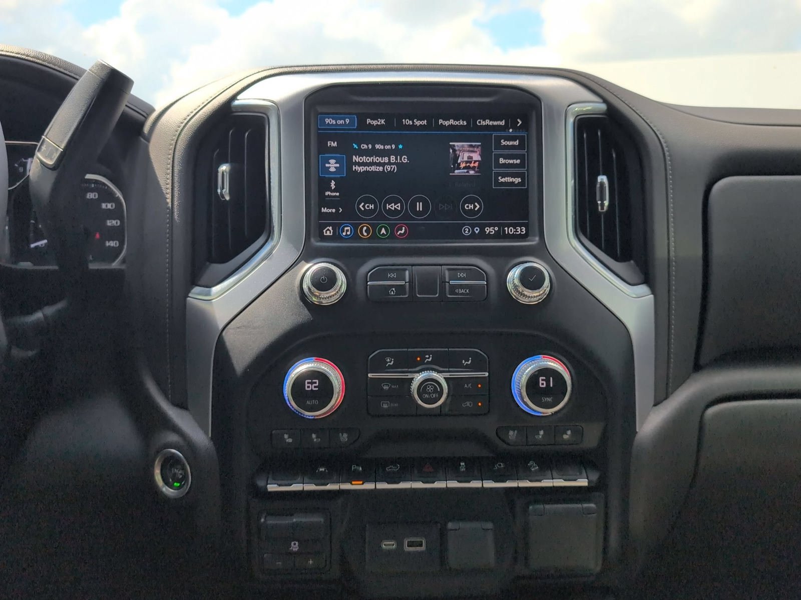 Used 2022 GMC Sierra 1500 SLT w/ SLT Premium Plus Package AWD/4WD image 17