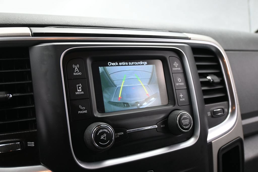 Used 2018 RAM 1500 Classic SLT RWD image 12