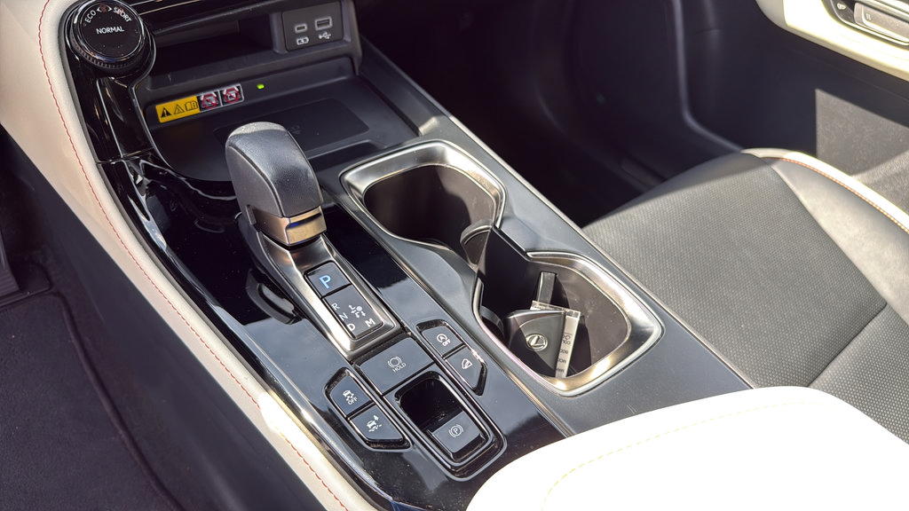 Used 2022 Lexus NX 350 AWD image 30