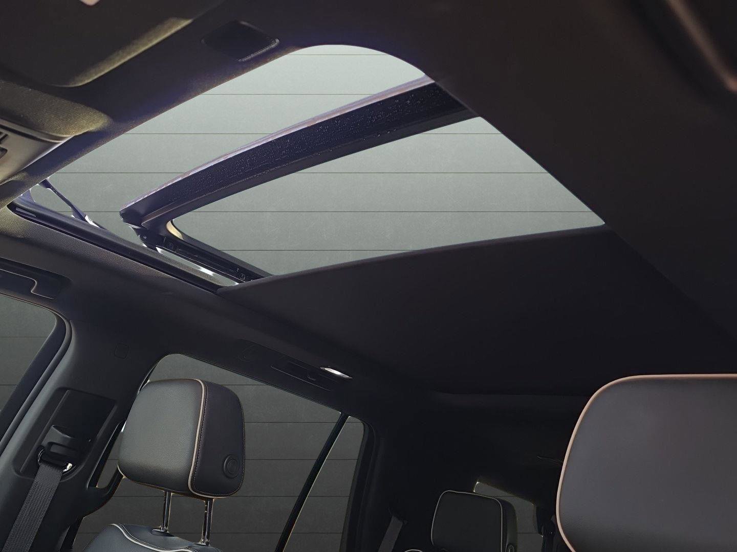 Used 2022 GMC Yukon SLT w/ SLT Premium Package image 27