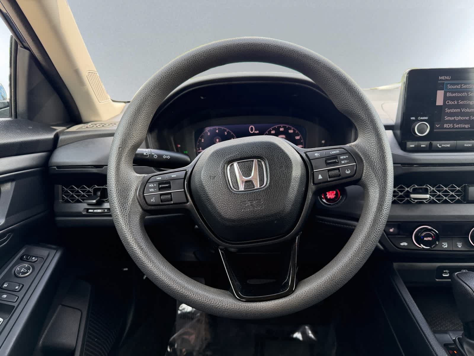 Used 2023 Honda Accord EX image 17