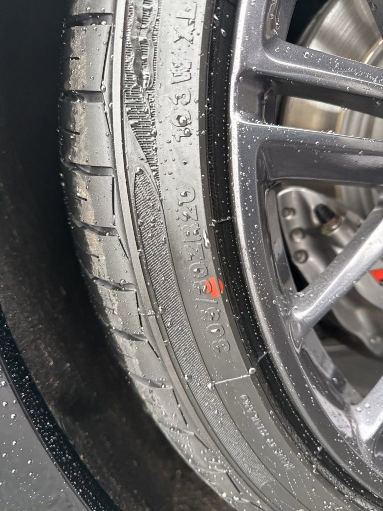 Used 2018 Chevrolet Camaro ZL1 image 32