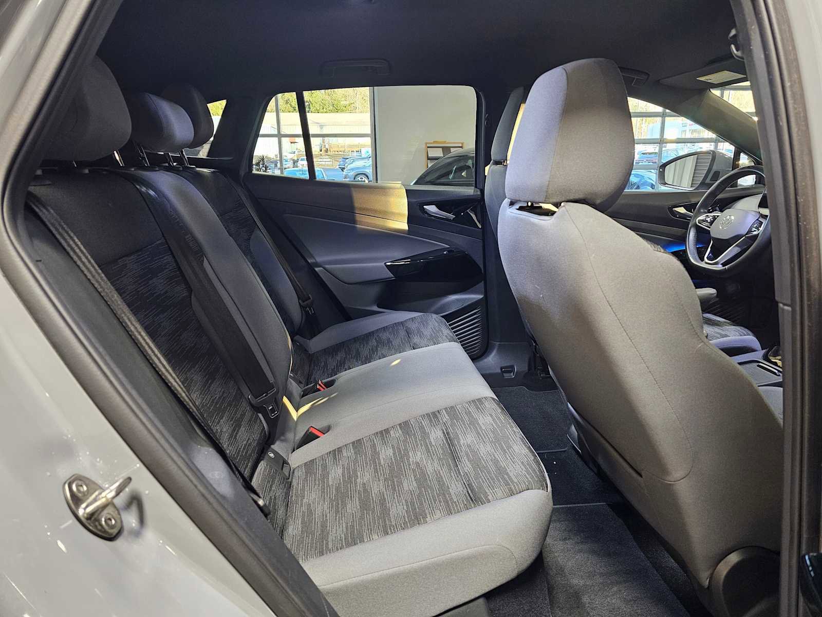 Used 2022 Volkswagen ID.4 Pro image 12