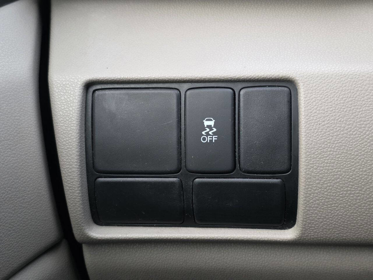 Used 2012 Honda Odyssey LX image 22