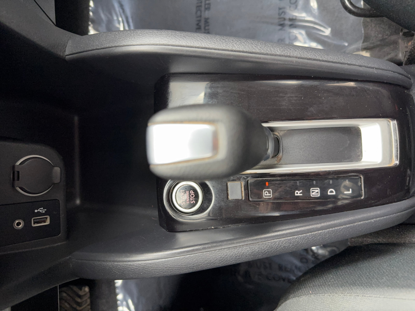 Used 2020 Nissan Kicks S FWD image 19