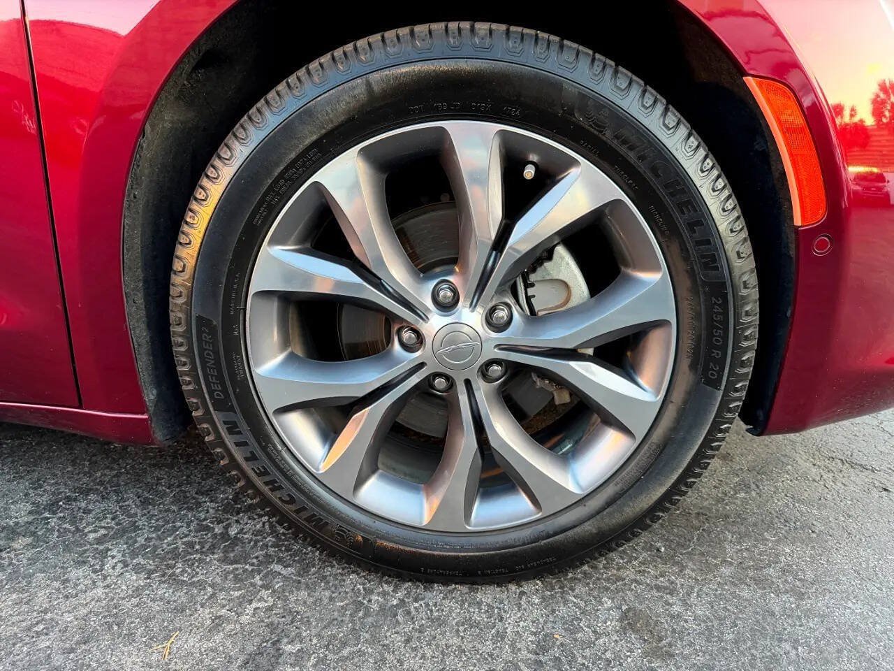 Used 2020 Chrysler Pacifica Limited w/ Tire & Wheel Group FWD image 40