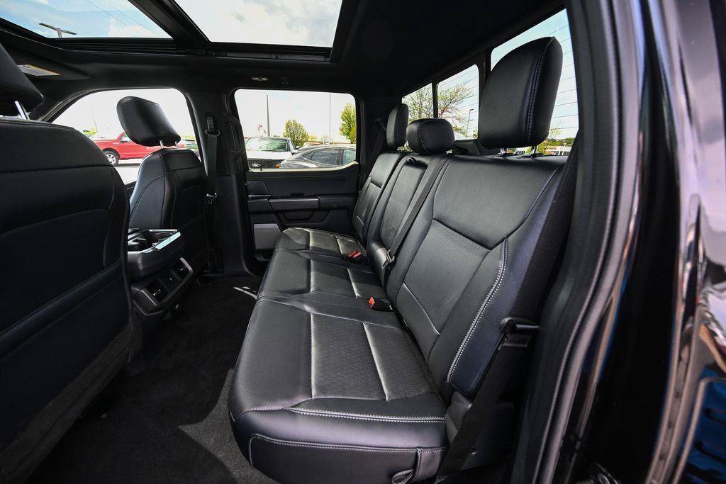 Used 2025 Ford F150 Lariat AWD/4WD image 22