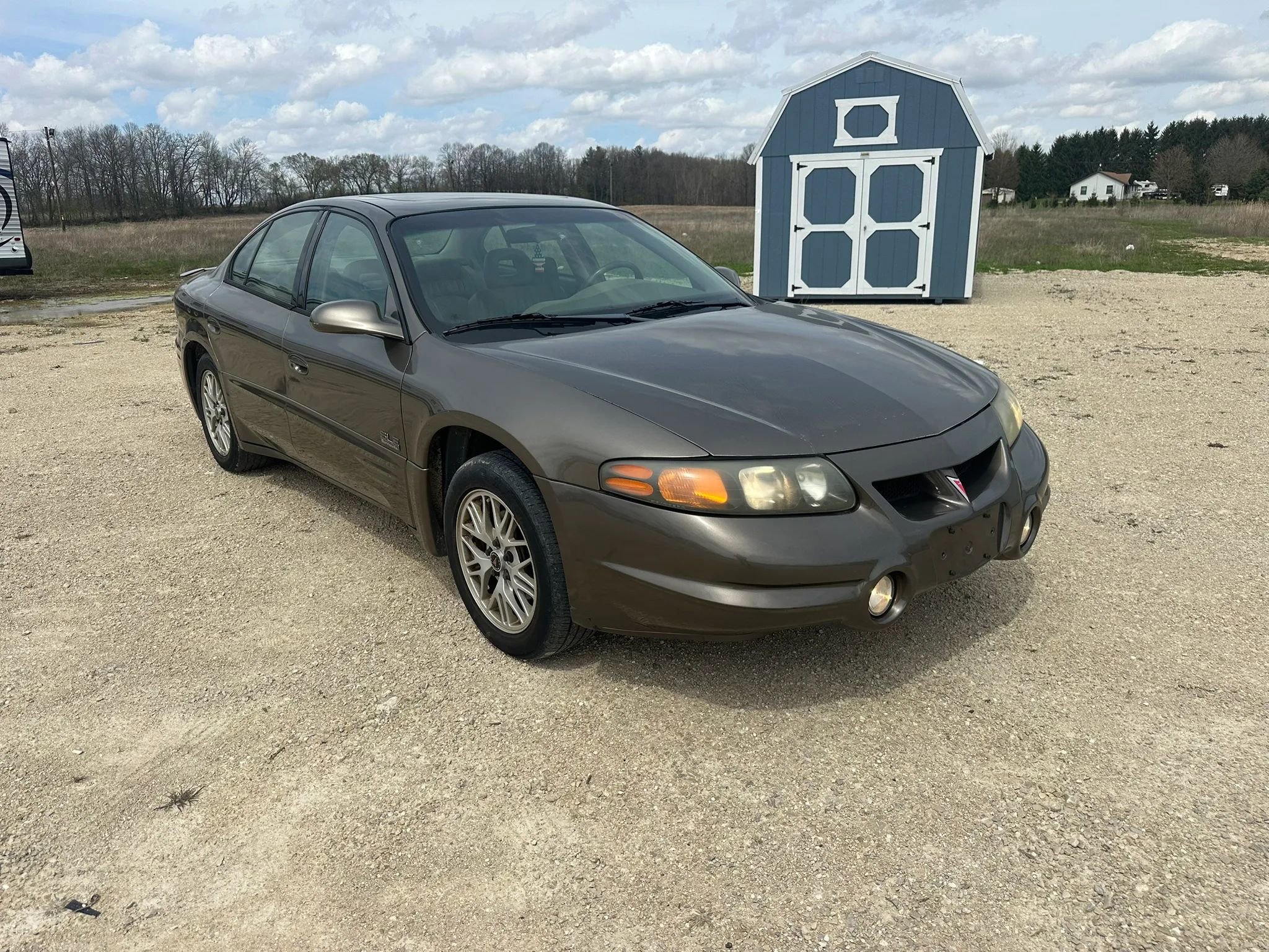 Used 2000 Pontiac Bonneville SLE FWD image 4