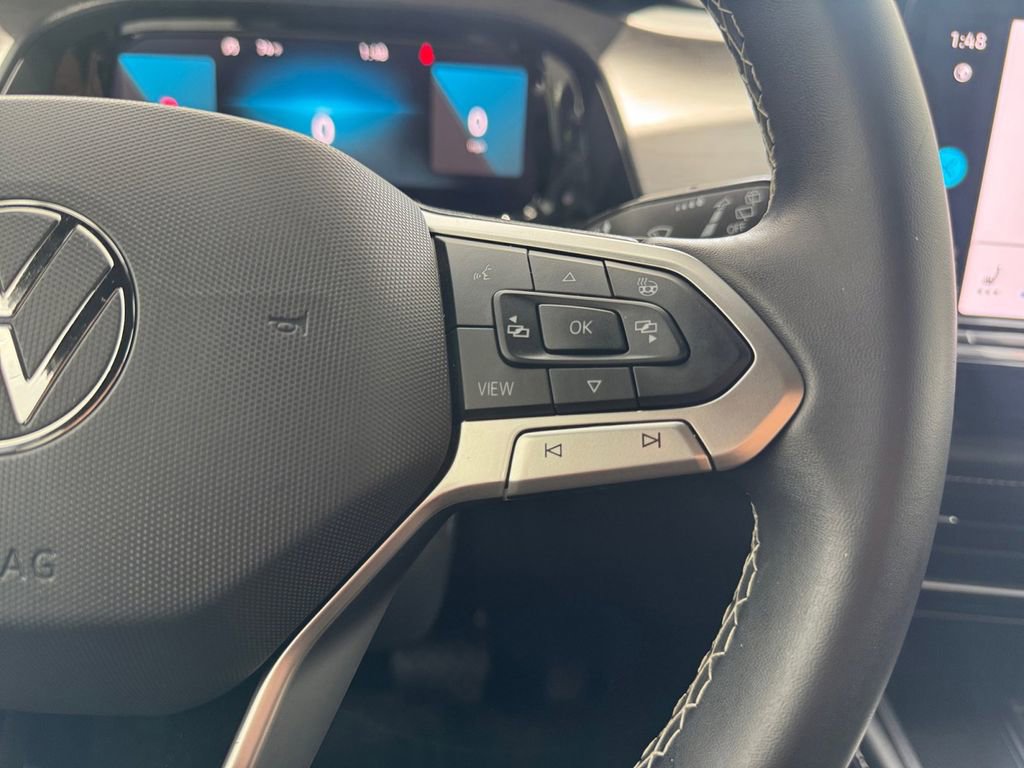 Used 2024 Volkswagen Atlas Cross Sport SE image 21