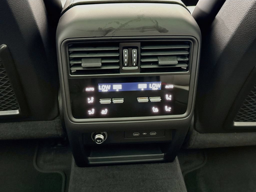 New 2026 Porsche Cayenne AWD/4WD image 27