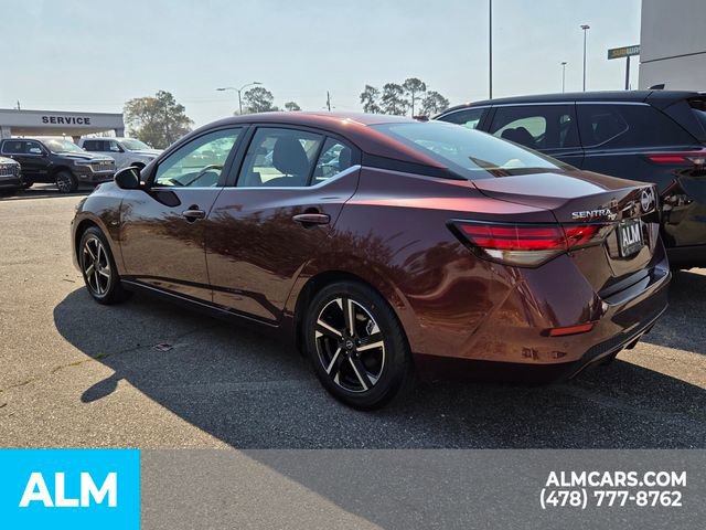 Used 2025 Nissan Sentra SV image 6