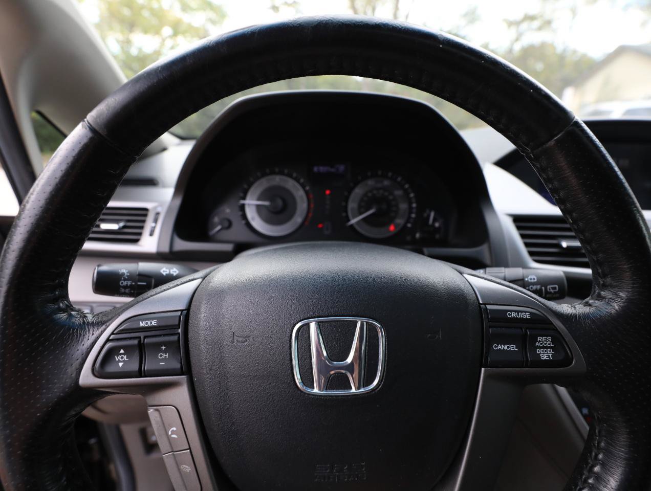 Used 2012 Honda Odyssey EX-L image 24