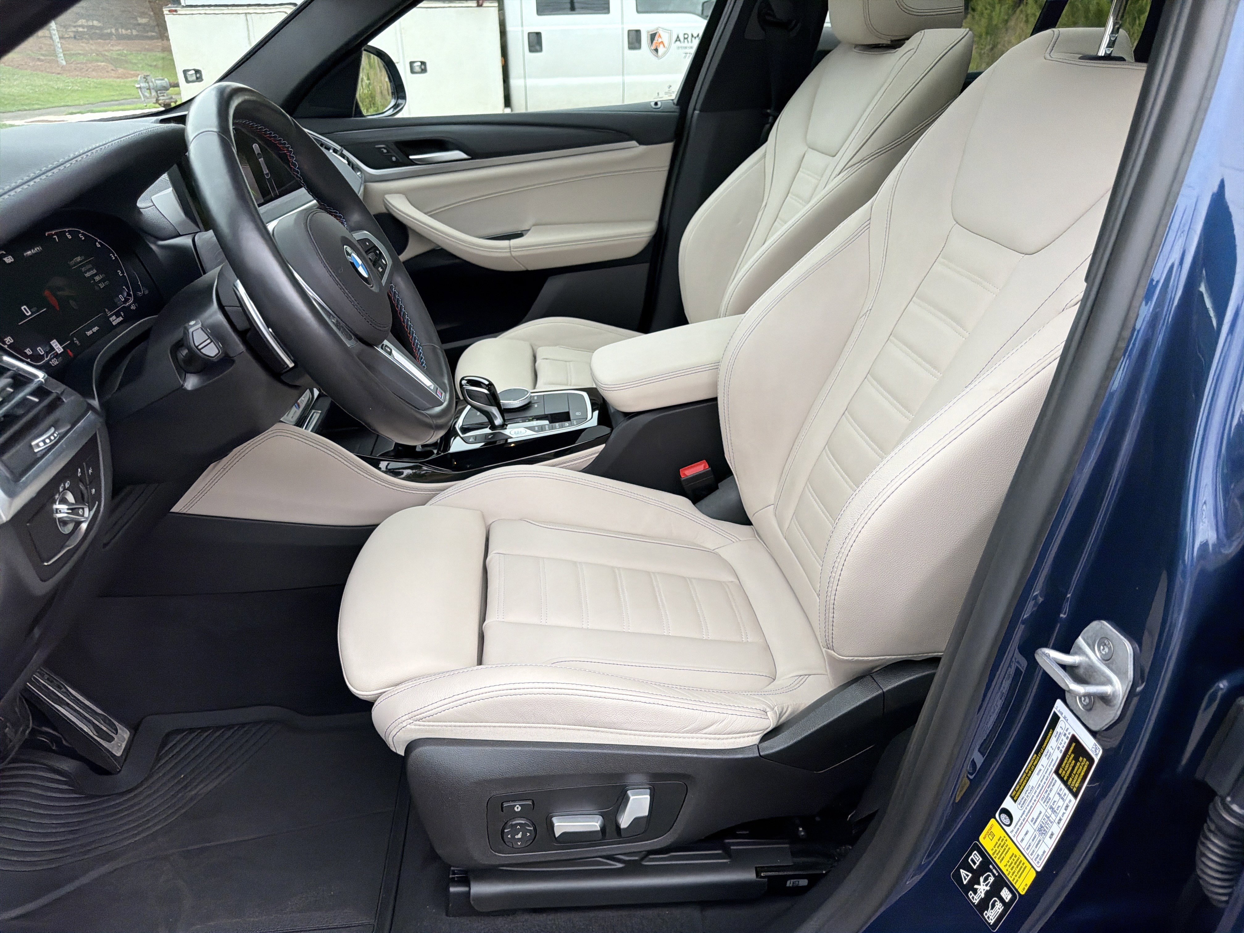 Used 2023 BMW X4 M40i w/ Premium Package AWD/4WD image 9