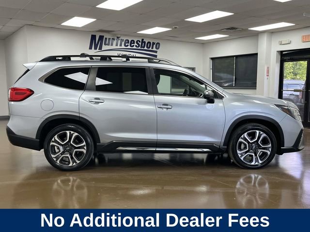Used 2023 Subaru Ascent Limited w/ Technology Package AWD/4WD image 4