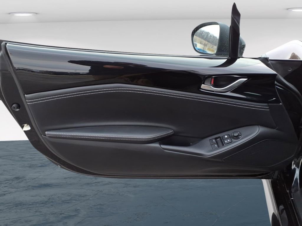 Used 2024 MAZDA MX-5 Miata RF Club w/ Weather Package image 13