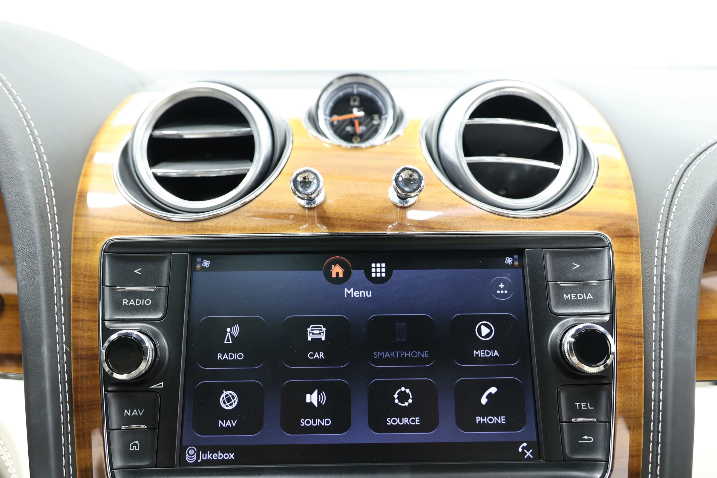 Used 2018 Bentley Bentayga Onyx Edition AWD/4WD image 44