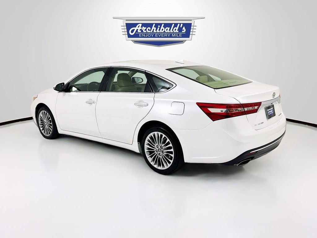 Used 2018 Toyota Avalon Limited w/ Carpet Mat Package FWD image 6