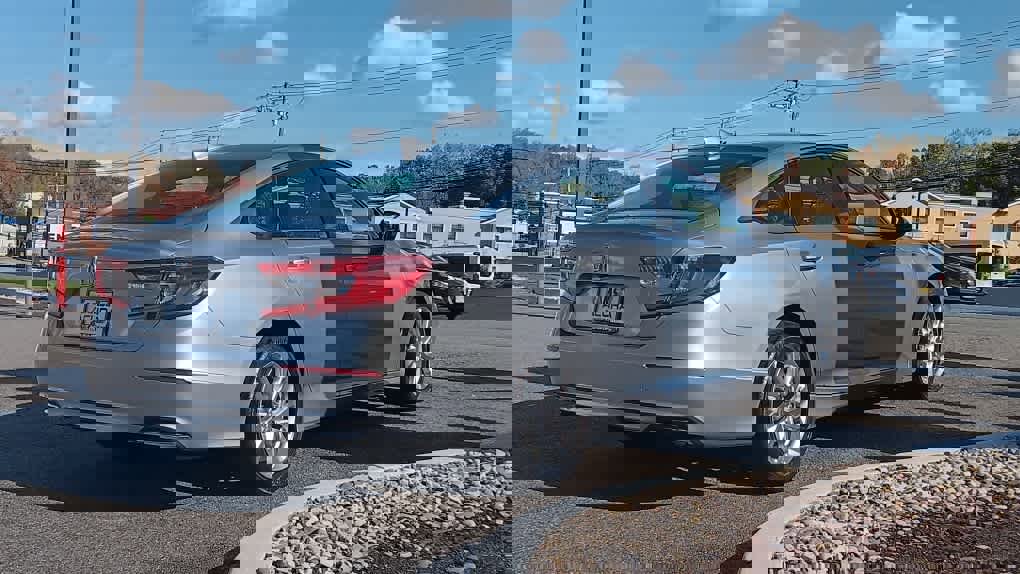 Used 2019 Honda Accord LX image 5