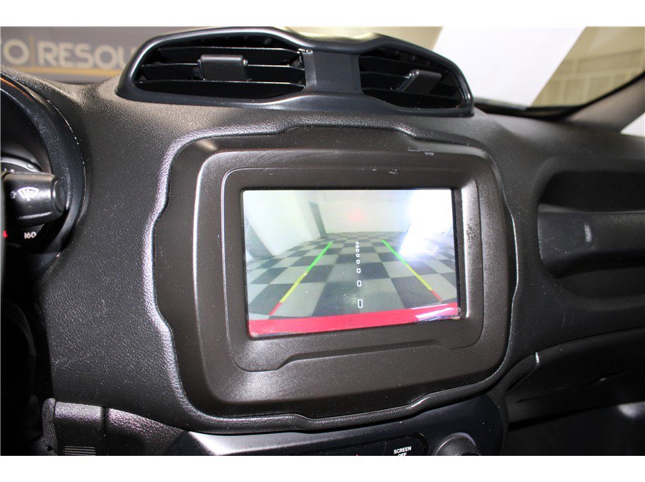 Used 2021 Jeep Renegade Sport image 35