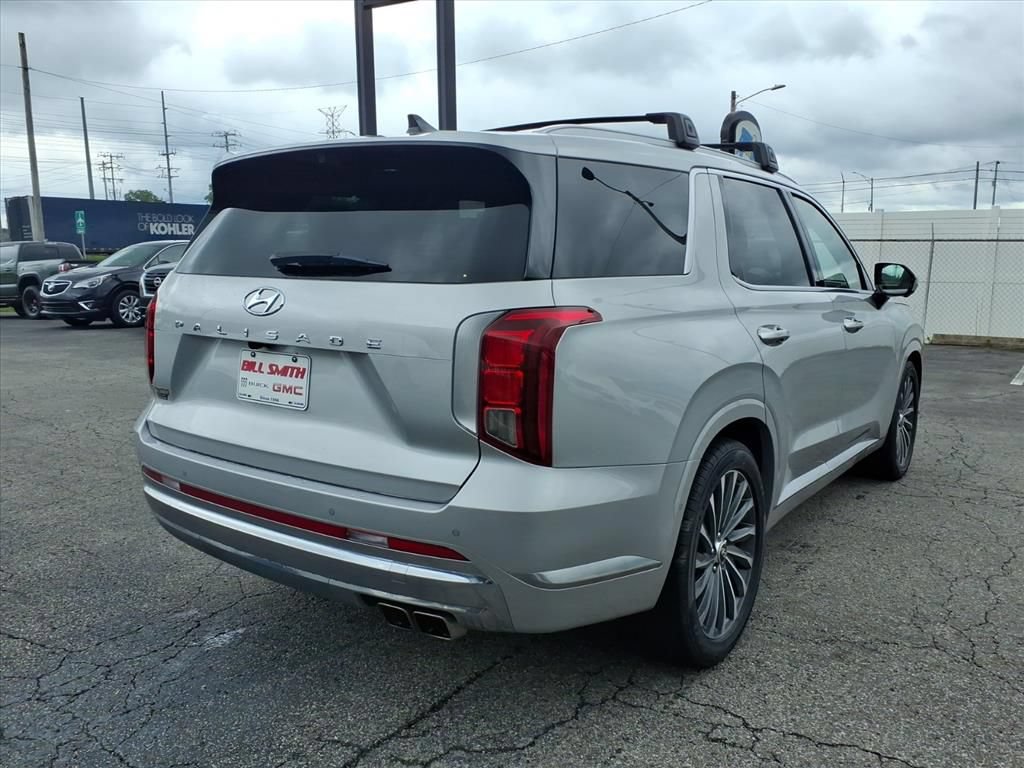 Used 2023 Hyundai Palisade Calligraphy FWD image 7