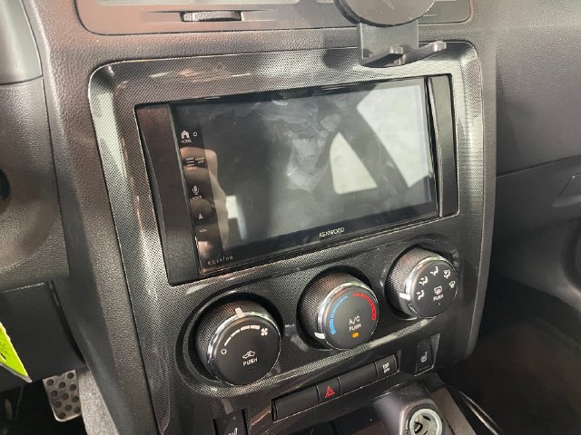 Used 2009 Dodge Challenger SRT8 w/ SRT Option Group II RWD image 7