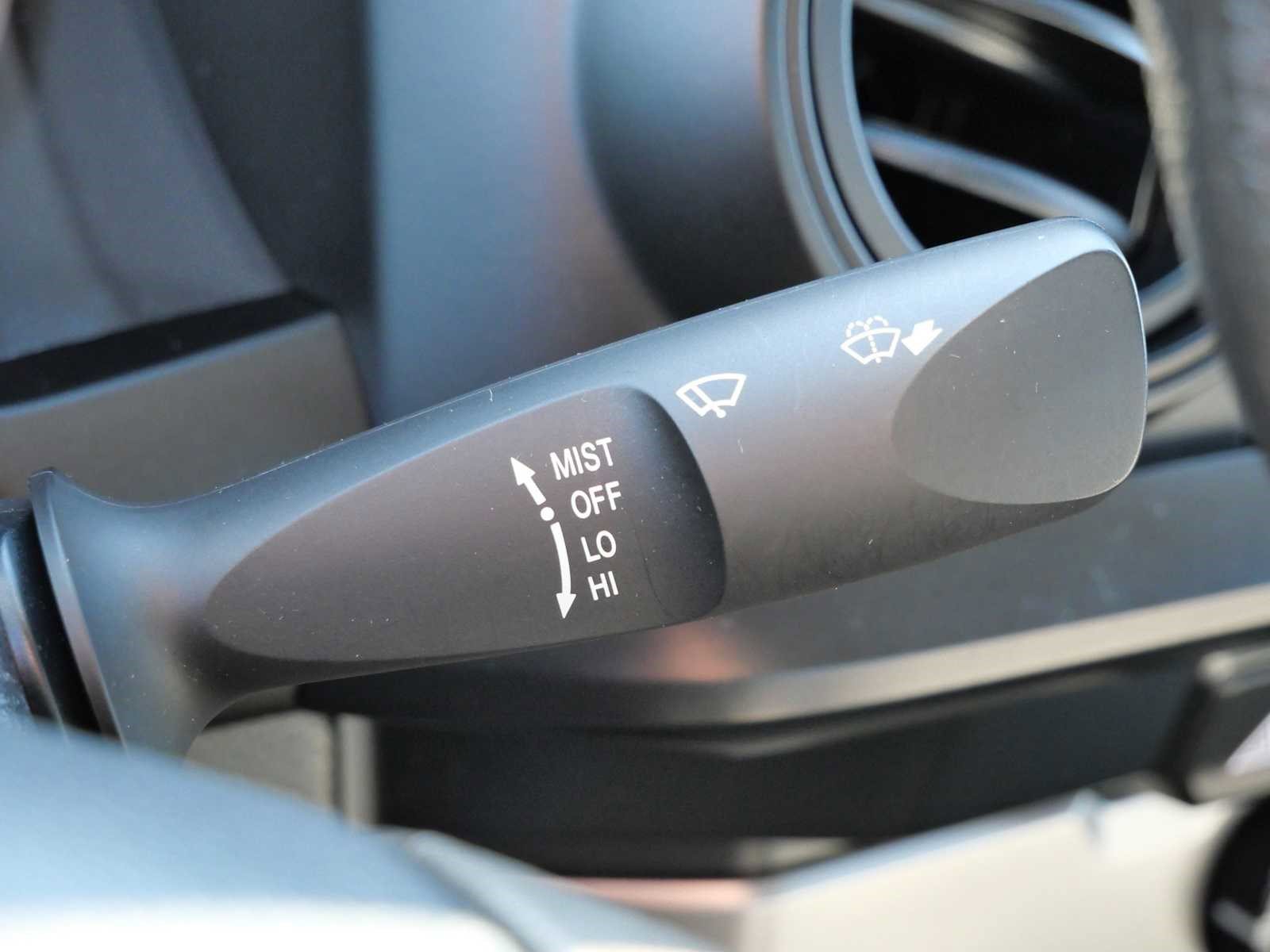 Used 2020 Toyota Tacoma SR image 33